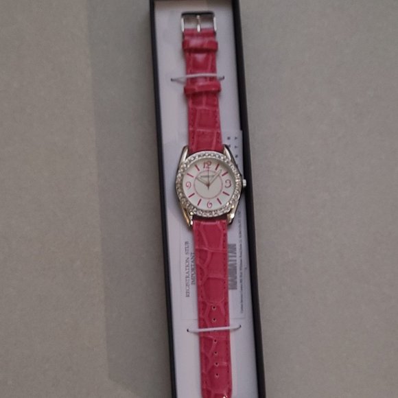 Ladies Manhattan Watch by Croton - Picture 7 of 14